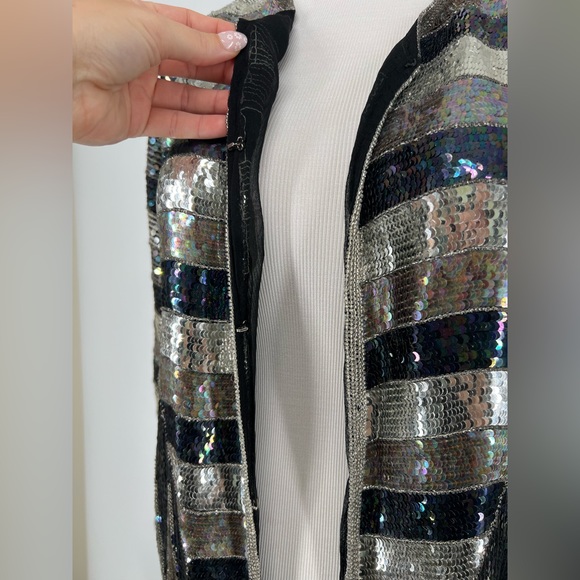 Vintage 80s Beaded Silver and Black Sequin Silk Evening Jacket - Picture 6 of 12